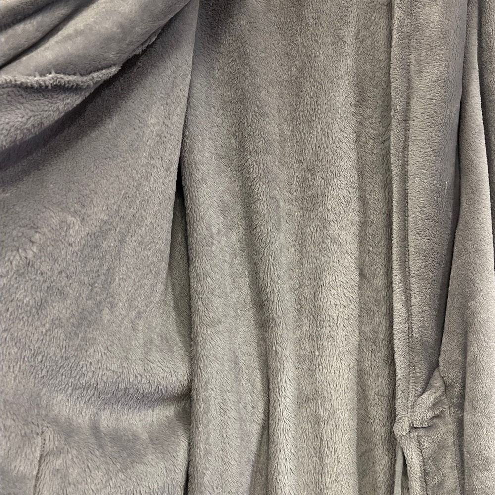 Stars Above Gray Plush Robe - Picture 3 of 5